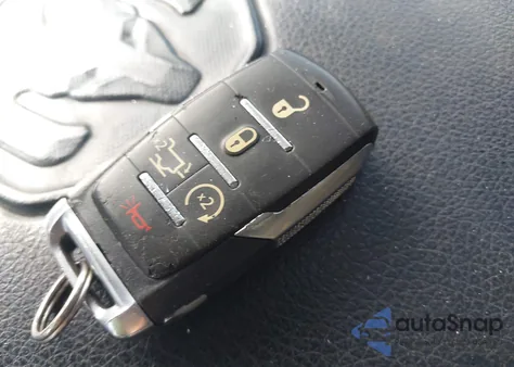 2019 Ram 1500 Laramie 4X4 5'7 Box from USA, damaged, VIN 1C6SRFJT6KN638440